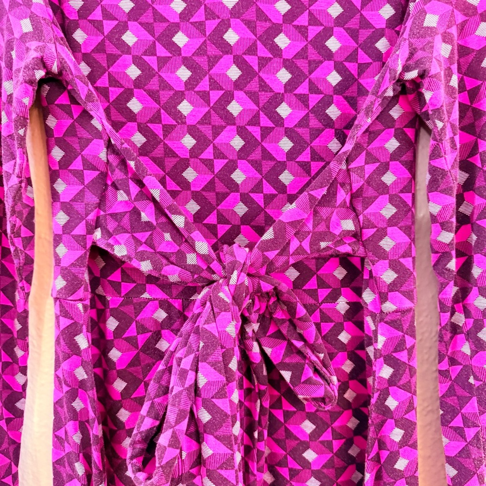 Long Tall Sally fushcia geo print belted midi dress - Picture 10 of 13